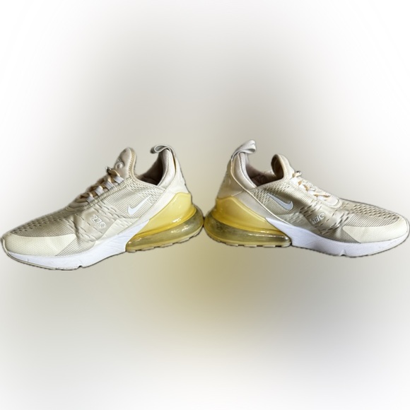 Nike Air Max 270 - Picture 4 of 11